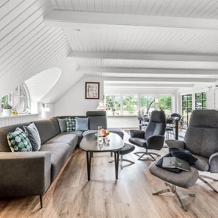 Semesterbostad Rasmina - 1-2km From The Sea By Interhome