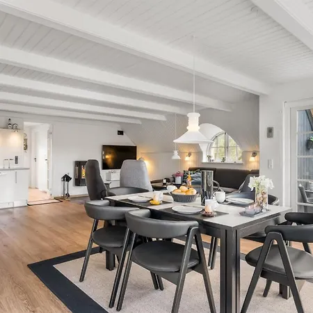 Semesterbostad Rasmina - 1-2km From The Sea By Interhome *
