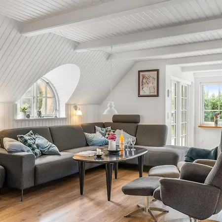 Rasmina - 1-2km From The Sea By Interhome *