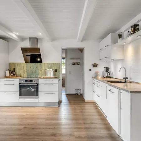 Rasmina - 1-2km From The Sea By Interhome *