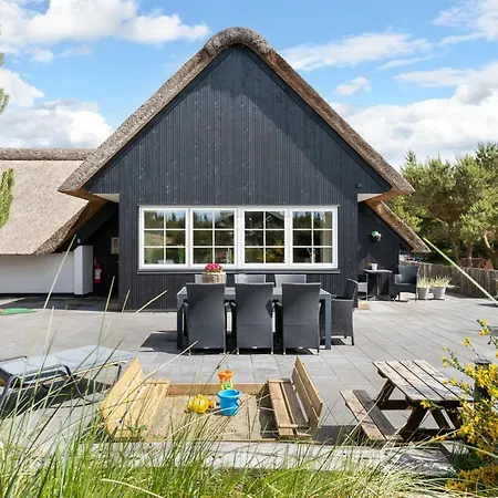 Semesterbostad Rasmina - 1-2km From The Sea By Interhome