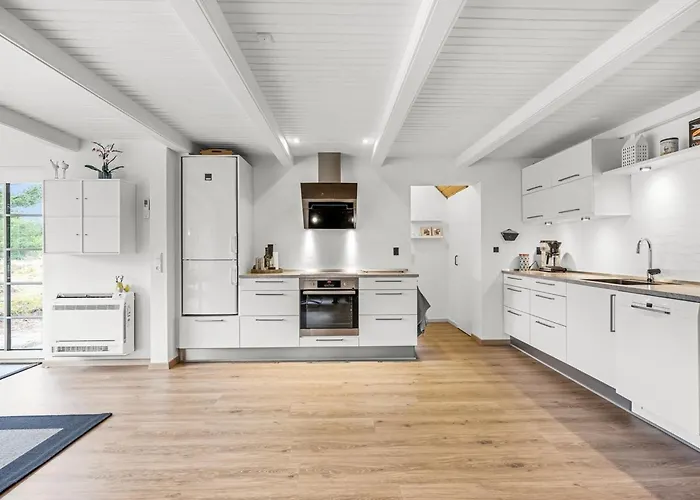 Rasmina - 1-2km From The Sea By Interhome *